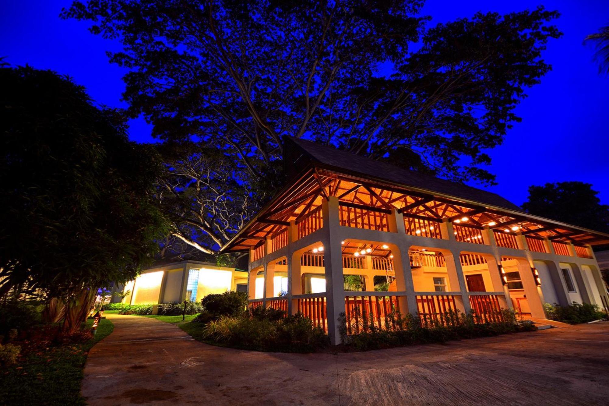 Munting Paraiso Puerto Princesa Ngoại thất bức ảnh